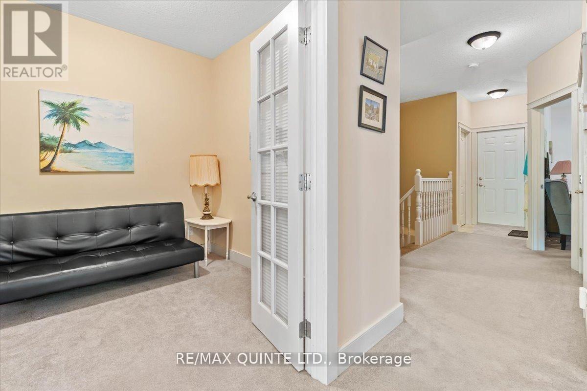 #23 1 ROSEMARY COURT - 18