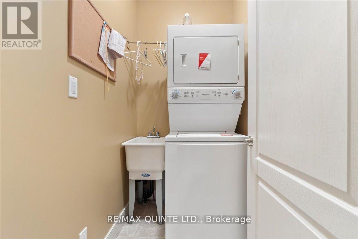 #23 1 ROSEMARY COURT - 26