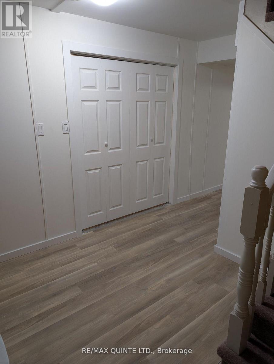 #23 1 ROSEMARY COURT - 32