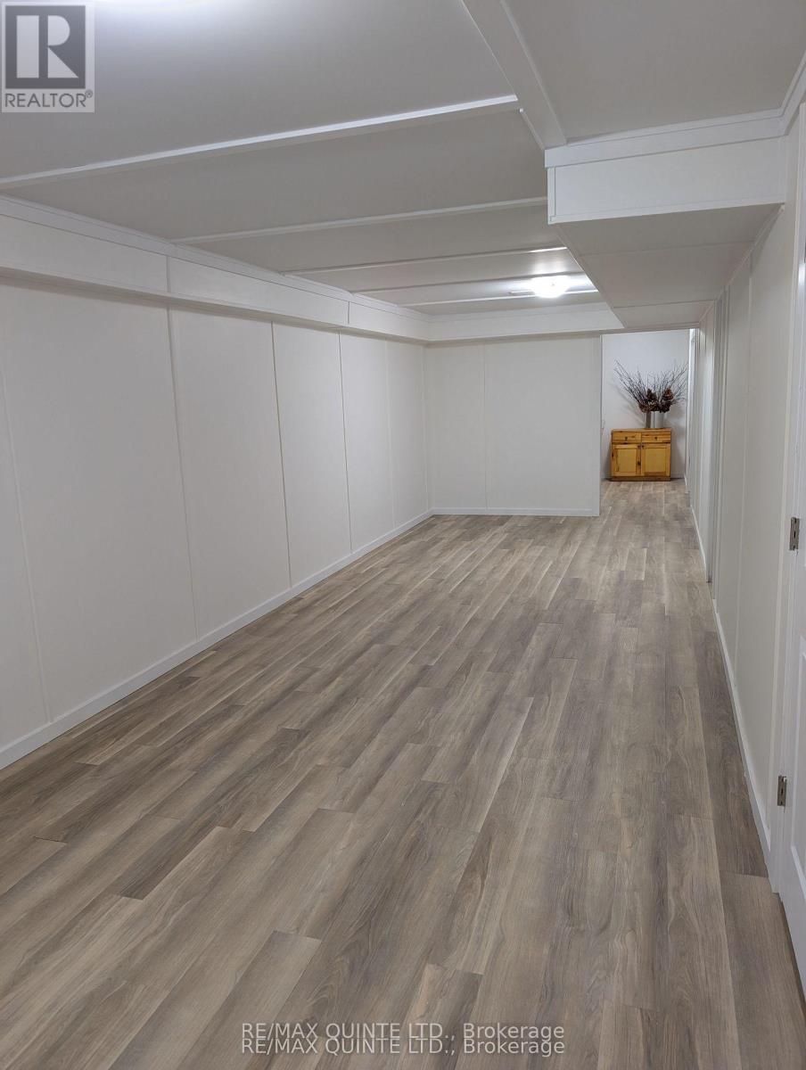 #23 1 ROSEMARY COURT - 33