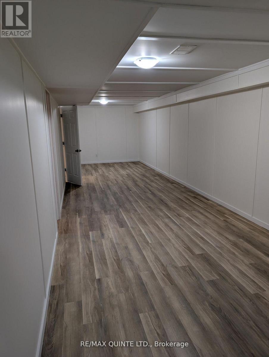 #23 1 ROSEMARY COURT - 34