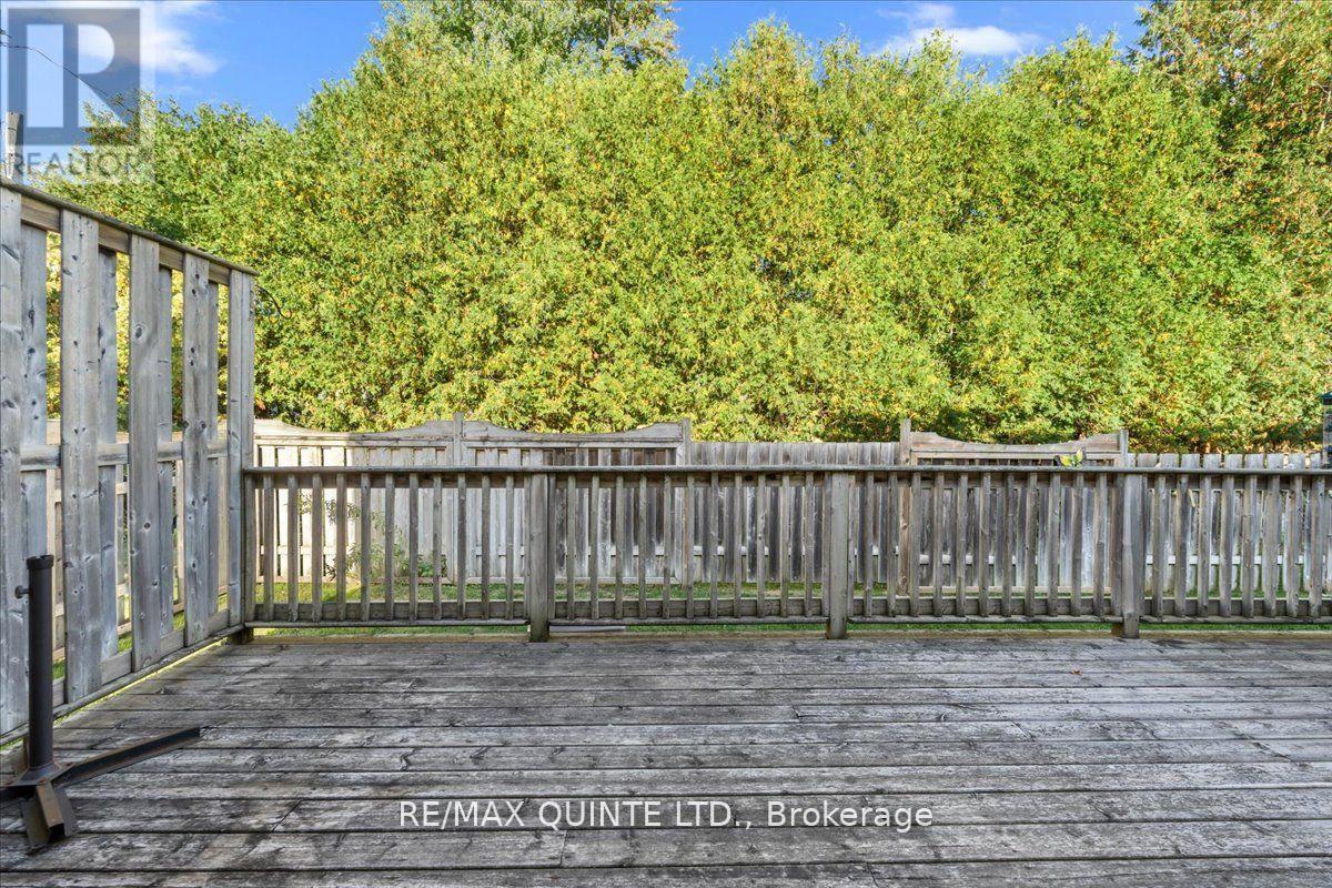 #23 1 ROSEMARY COURT - 43