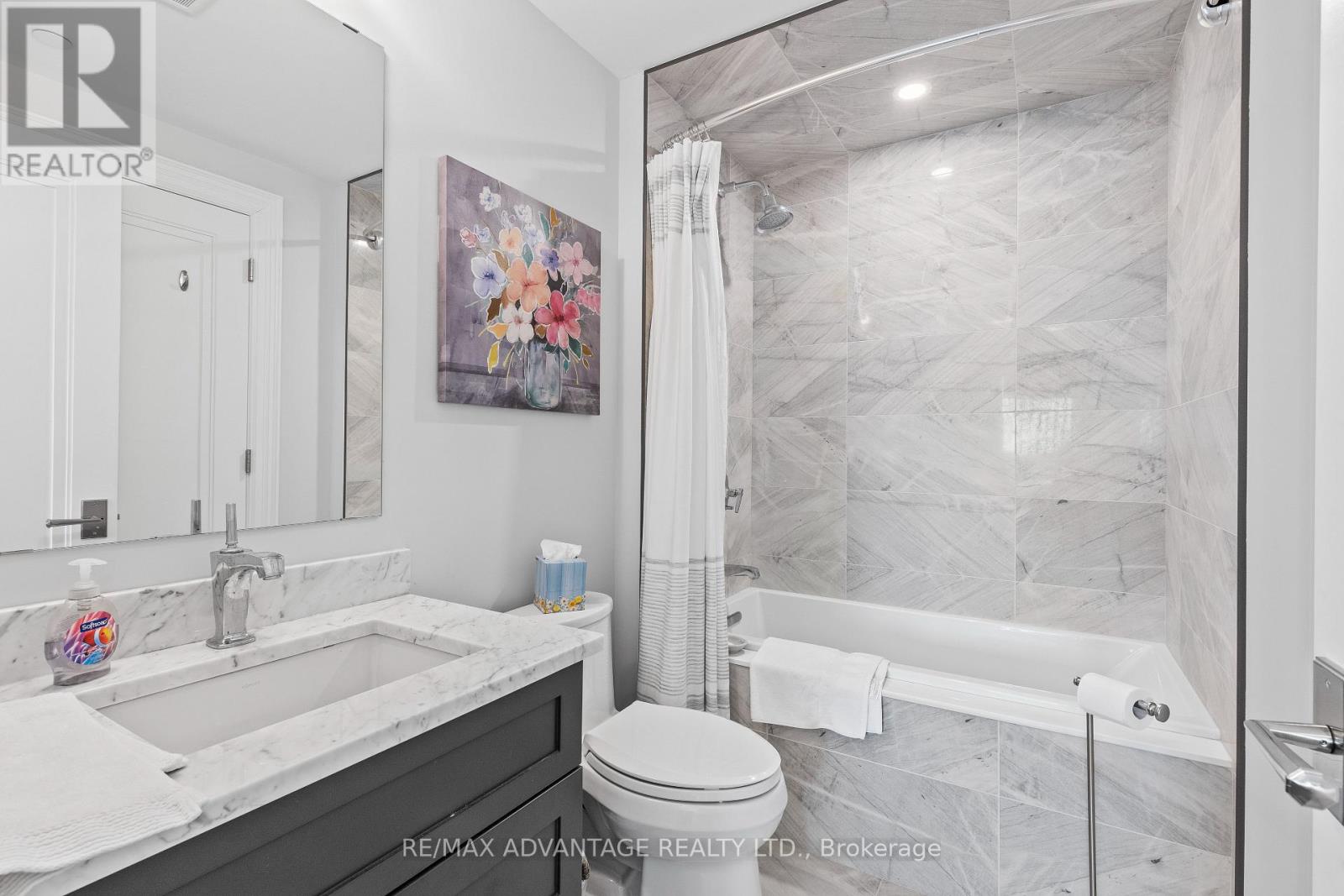 1902 - 2060 LAKESHORE ROAD Property Photo