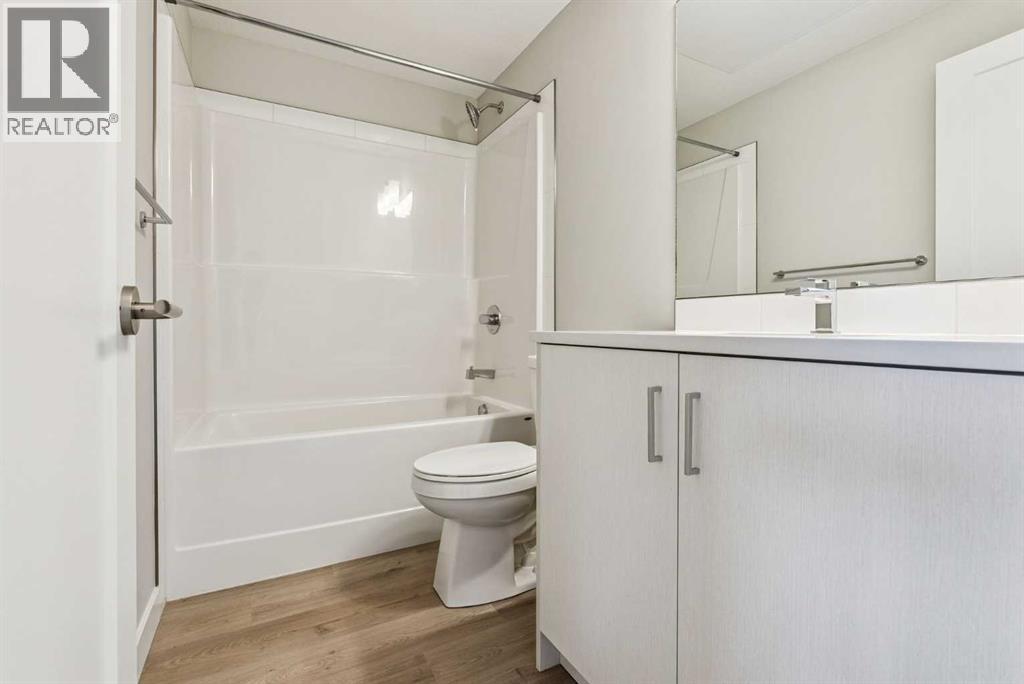 Single Family House for Sale in   Shawnee Square SW Shawnee Slopes Calgary 