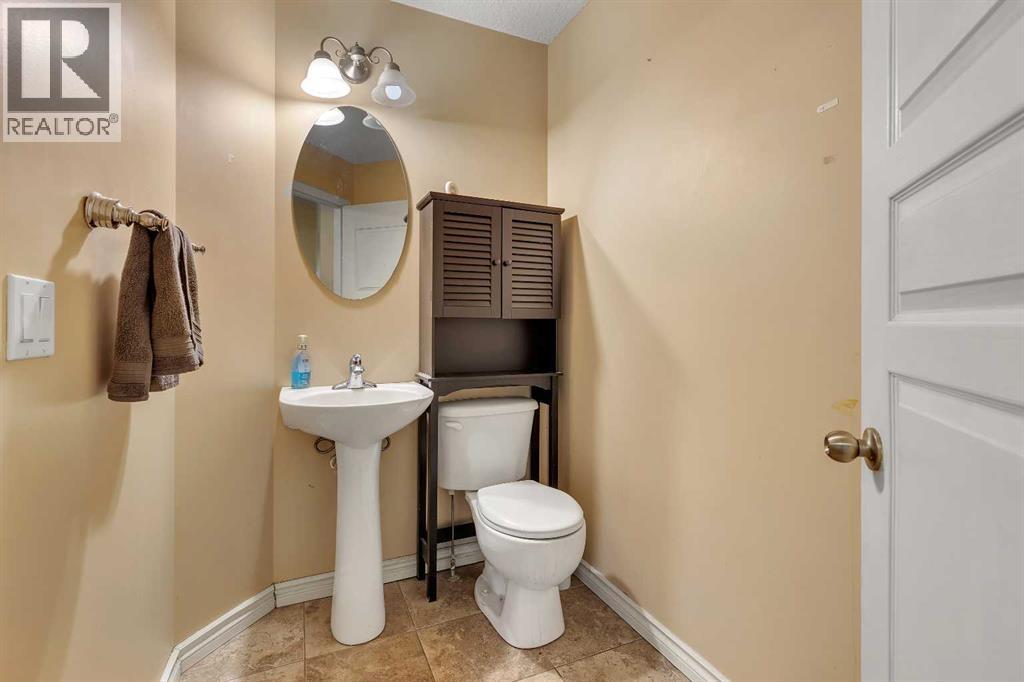 Single Family House for Sale in  Sherwood Way NW Sherwood Calgary 