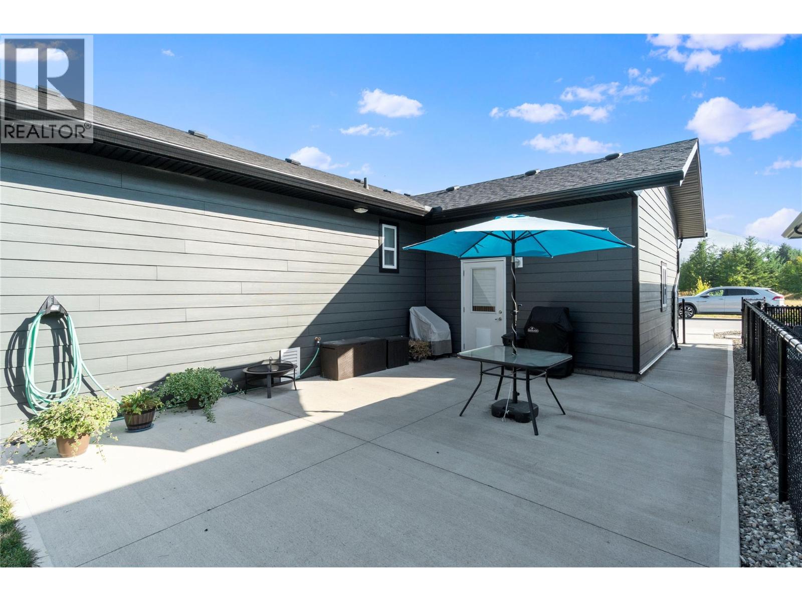  728 Elderberry Walk, Sicamous