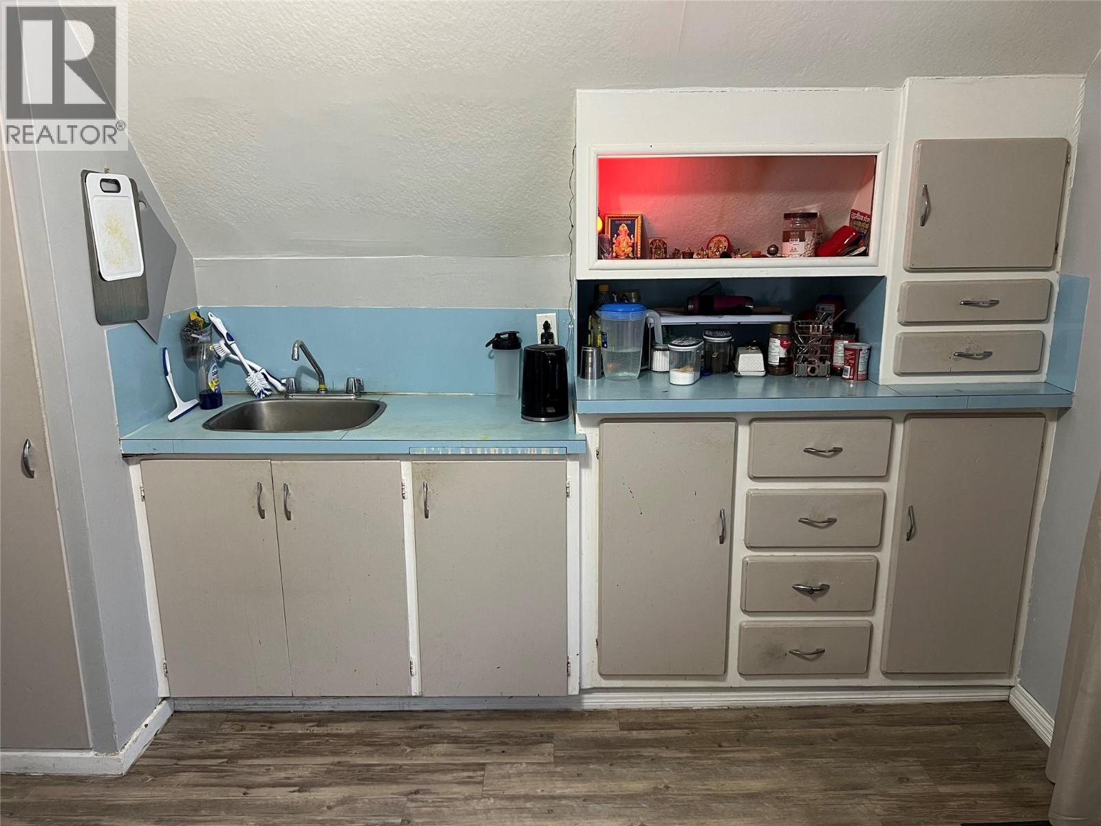 425, 415 Rossland Avenue, Trail