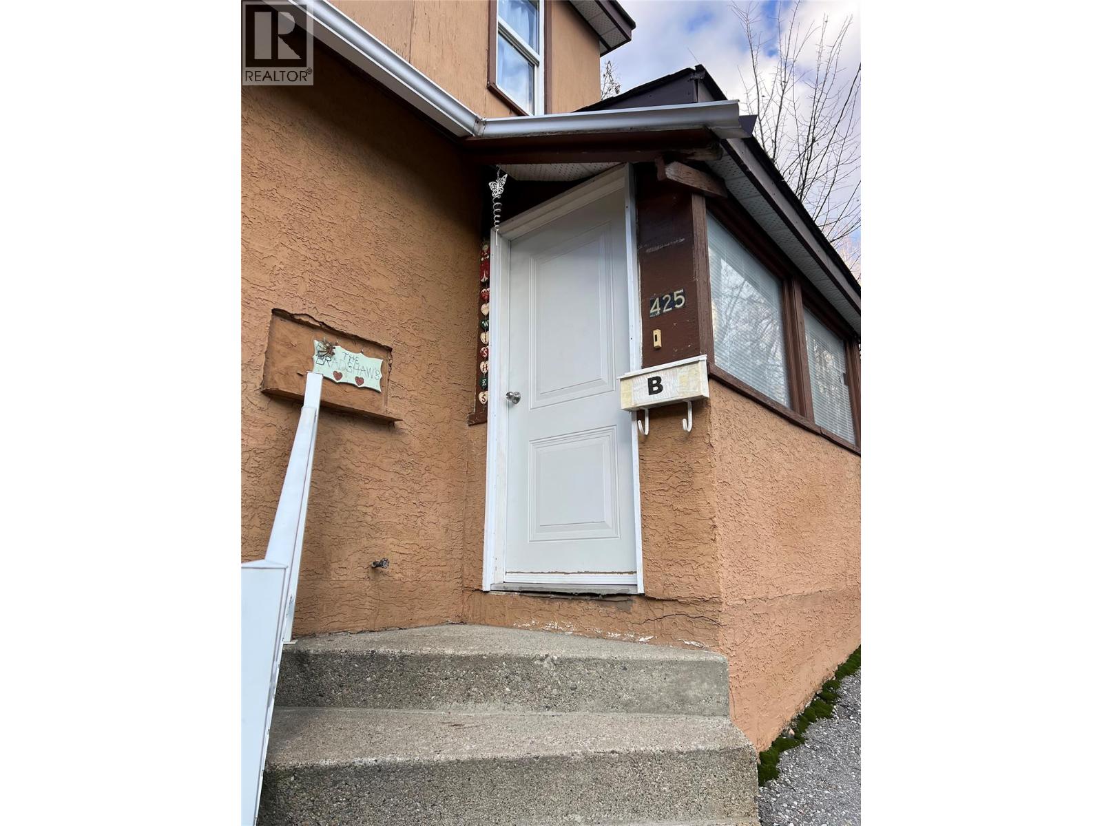 425, 415 Rossland Avenue, Trail