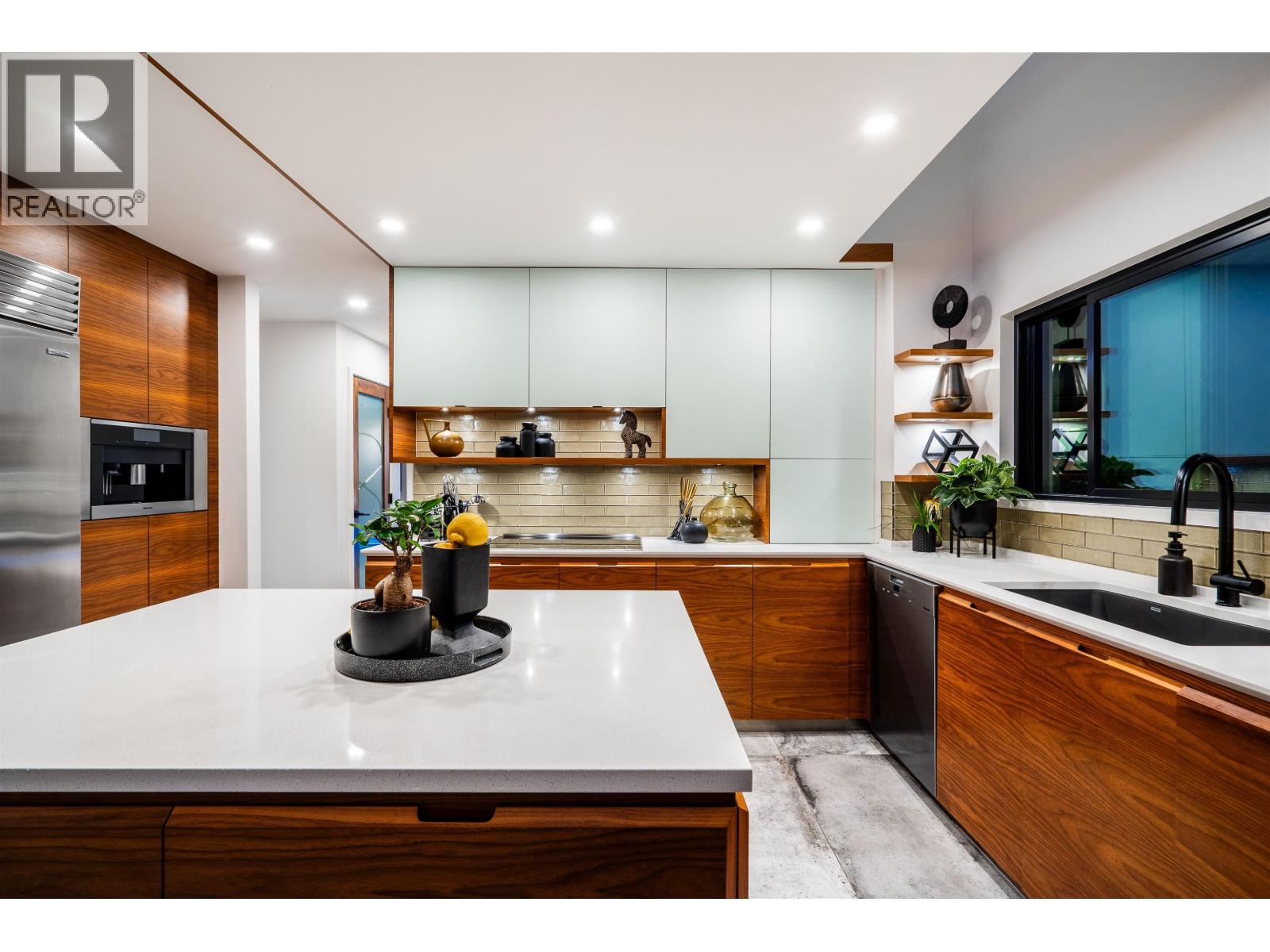 5325 MONTIVERDI PLACE, West Vancouver