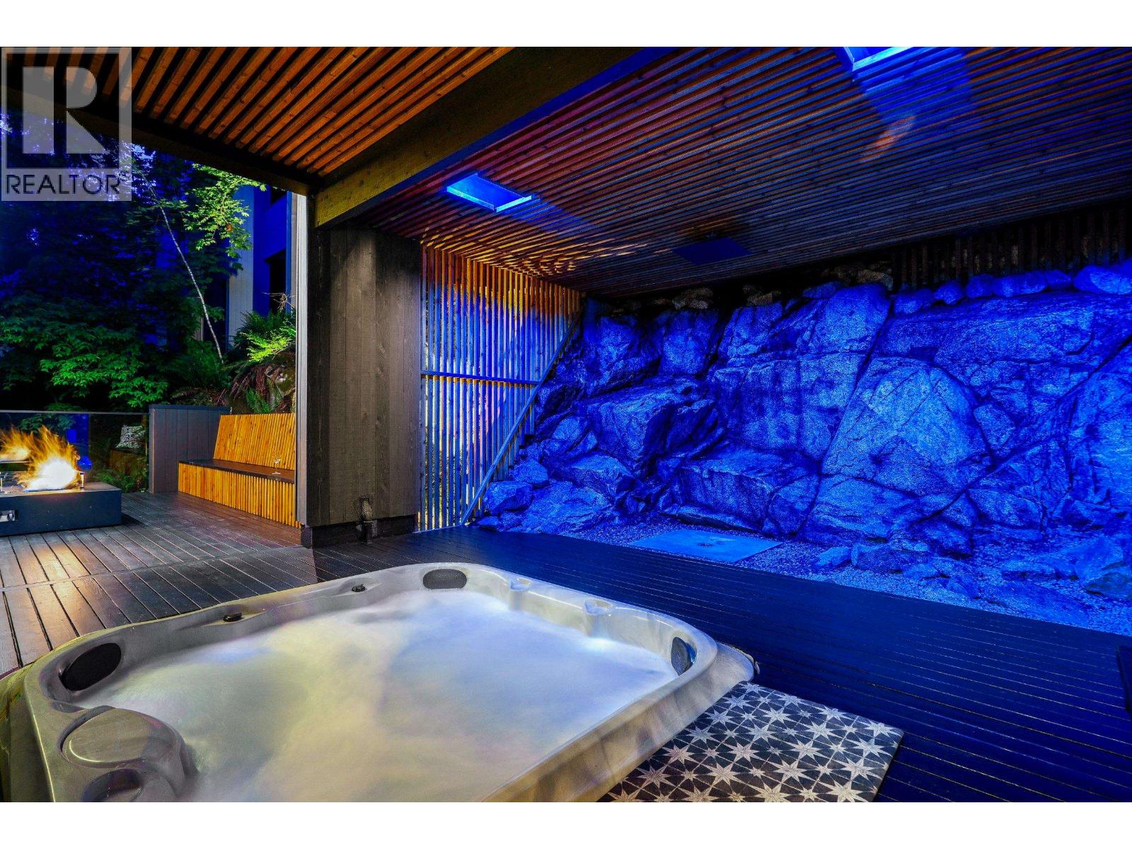 5325 MONTIVERDI PLACE, West Vancouver