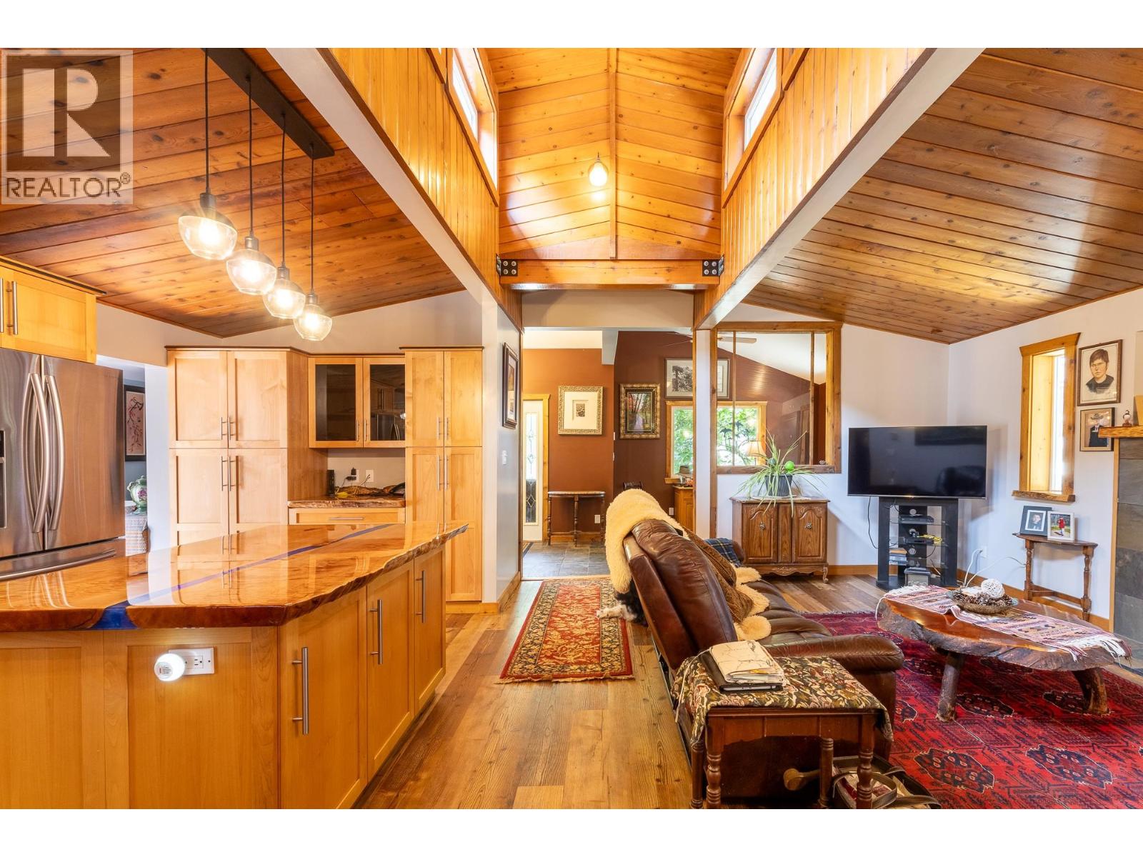 8099 NORTHWOOD ROAD, Halfmoon Bay
