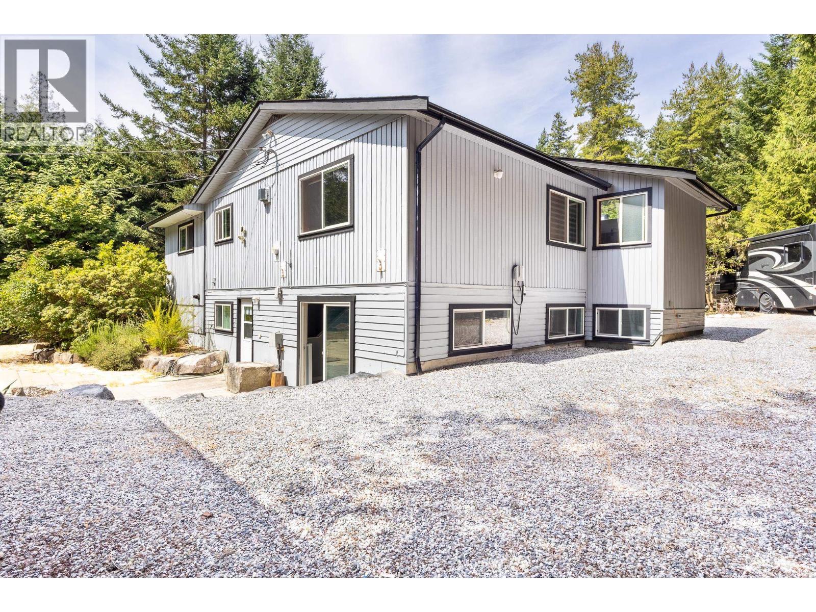 8099 NORTHWOOD ROAD, Halfmoon Bay