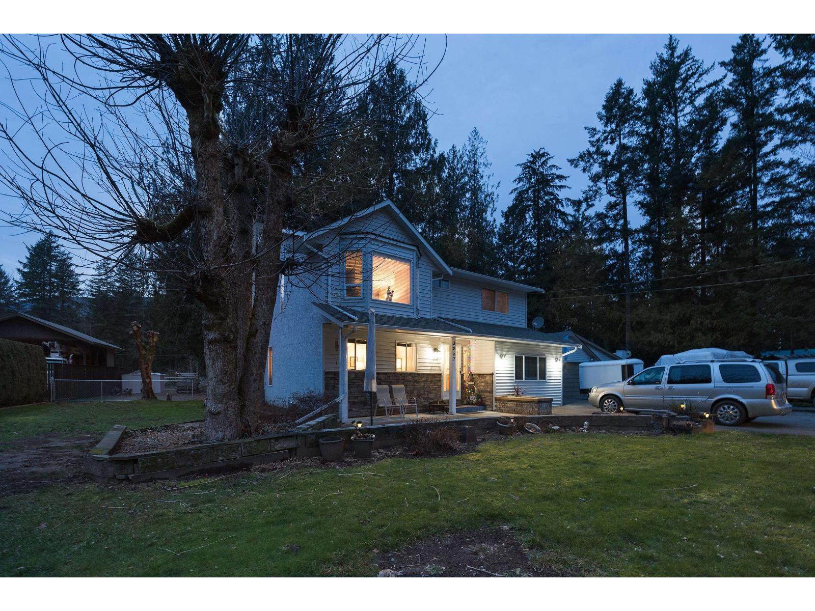 3857 KAREN DRIVE, Cultus Lake North, Cultus Lake