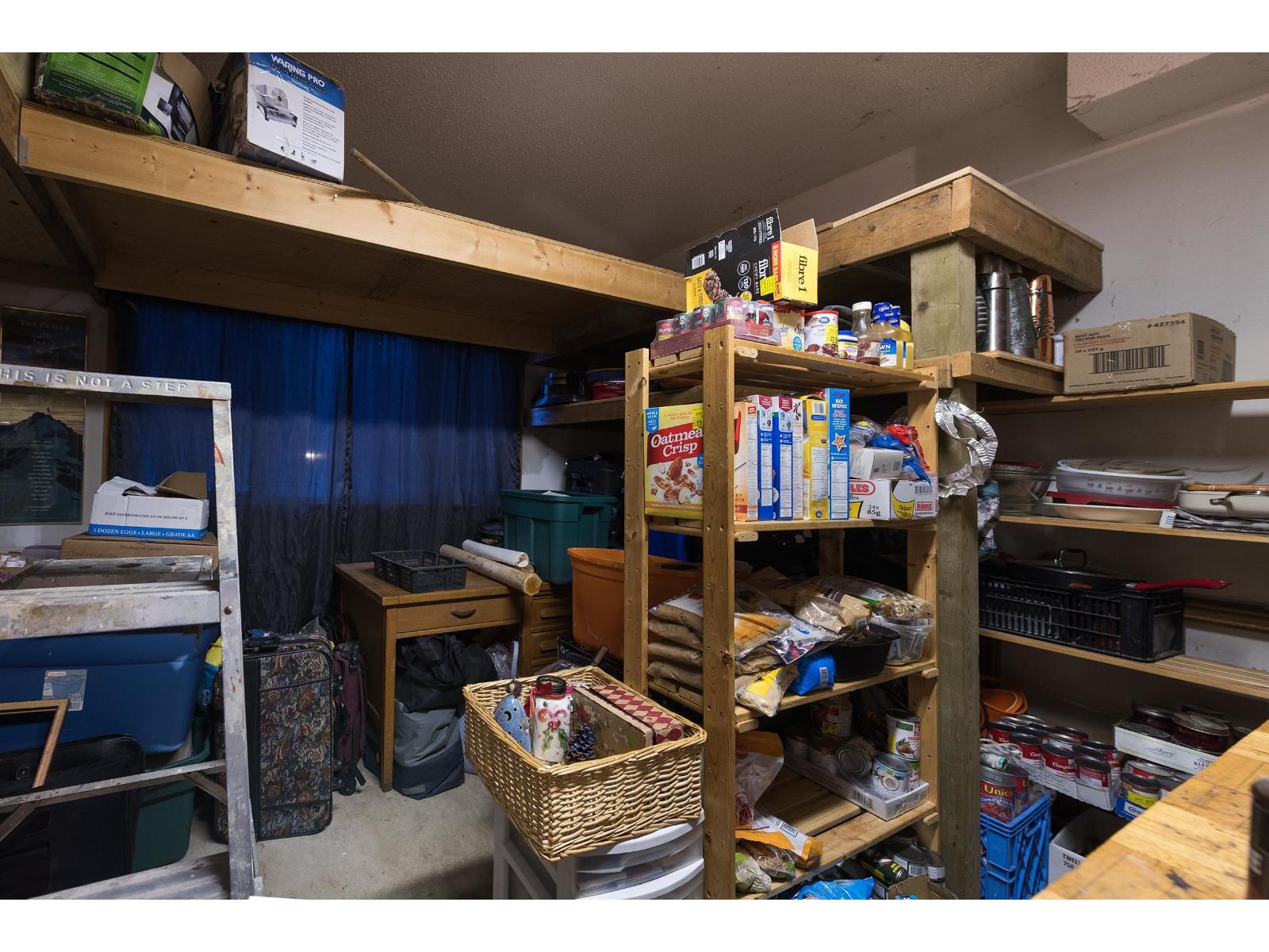 3857 KAREN DRIVE, Cultus Lake North, Cultus Lake