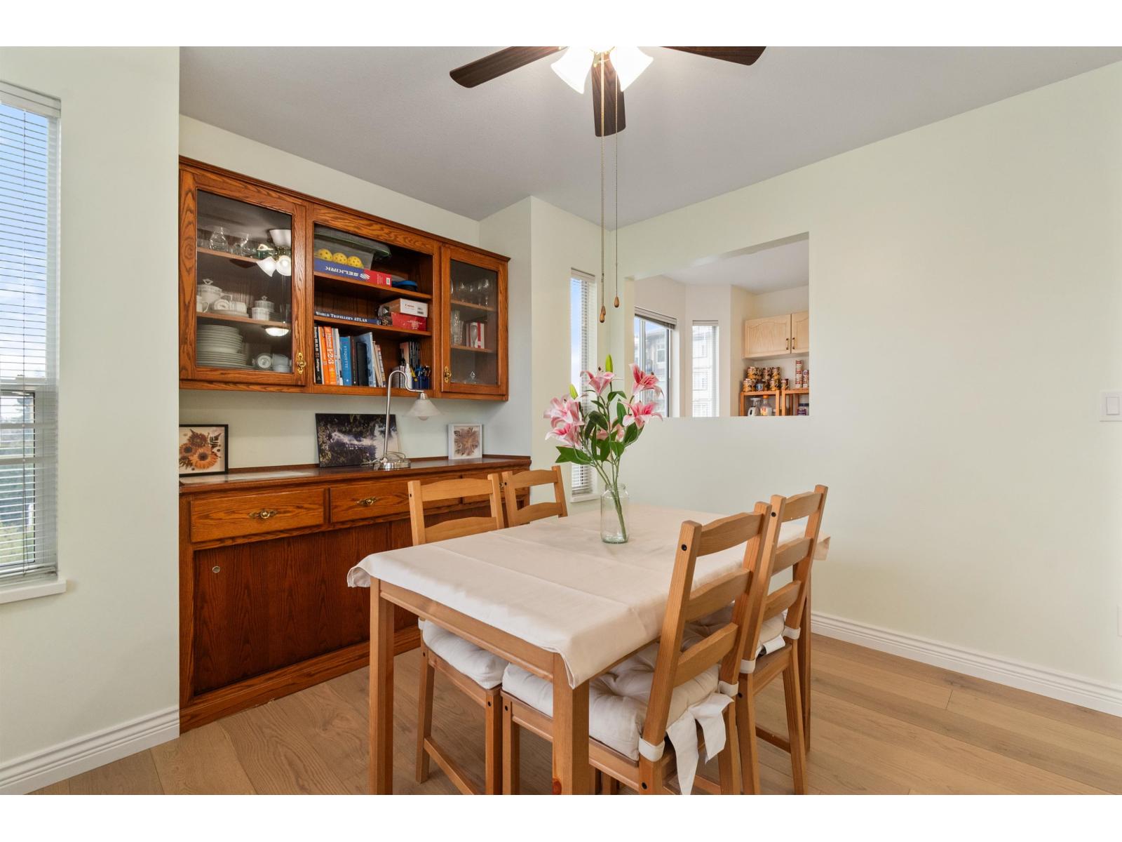 204 46000 FIRST AVENUE, Chilliwack Downtown, Chilliwack