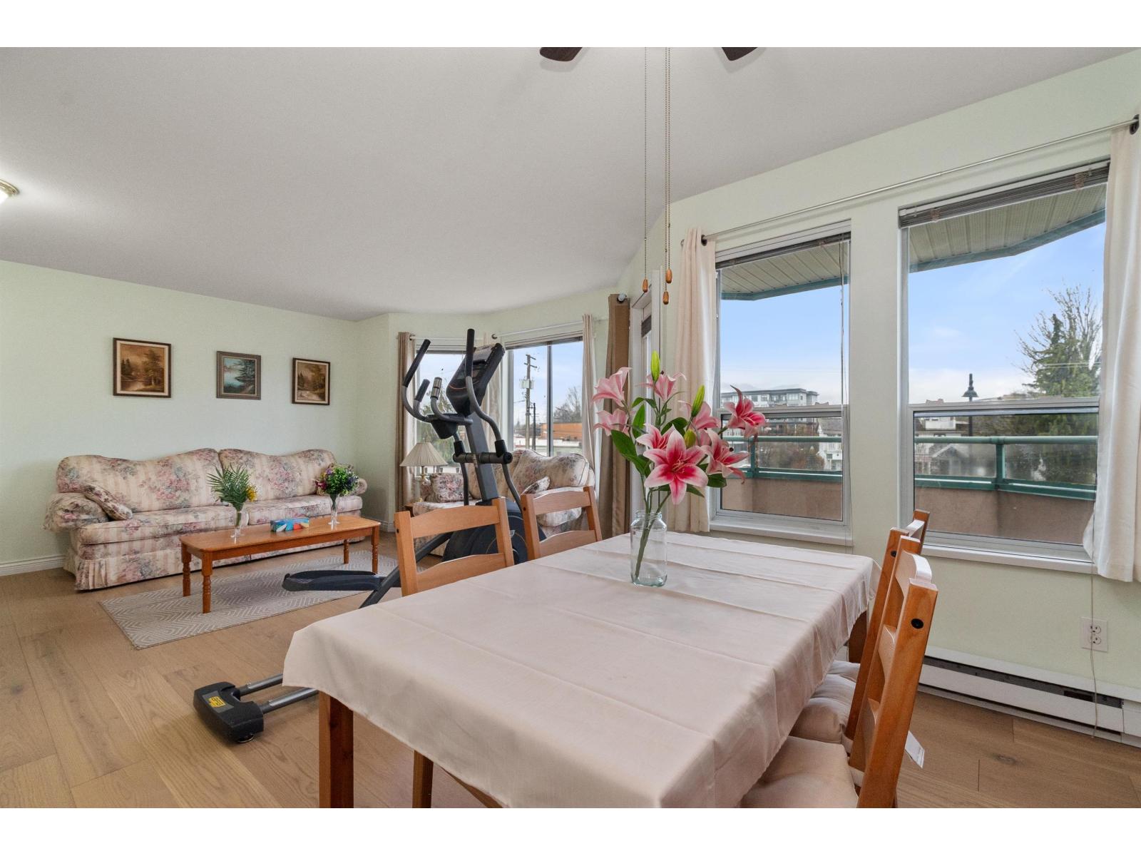 204 46000 FIRST AVENUE, Chilliwack Downtown, Chilliwack