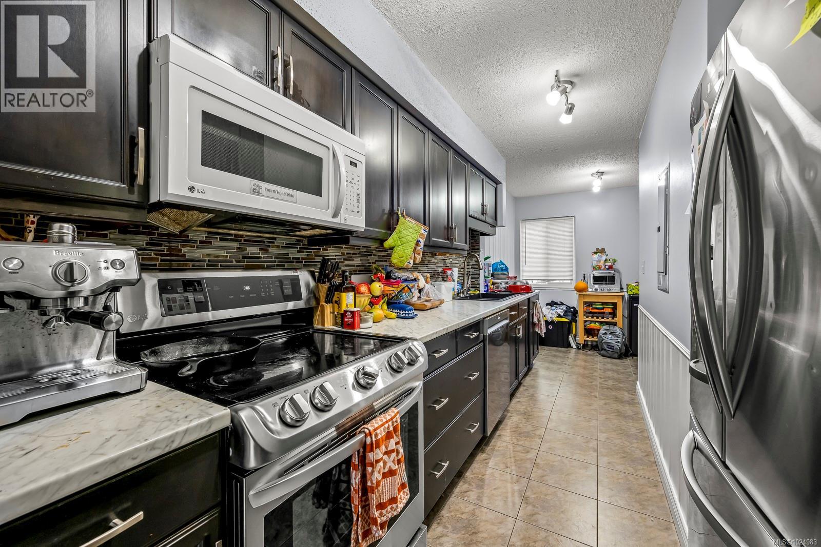 44 1957 Guthrie Rd, Comox