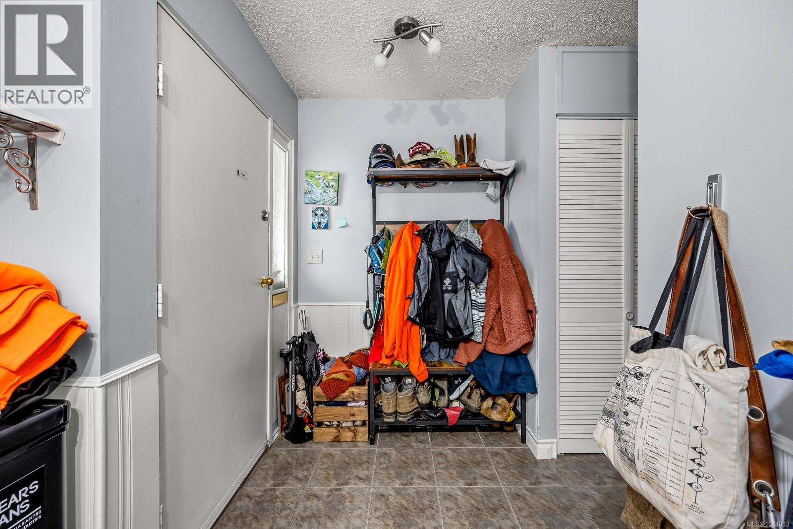 44 1957 Guthrie Rd, Comox