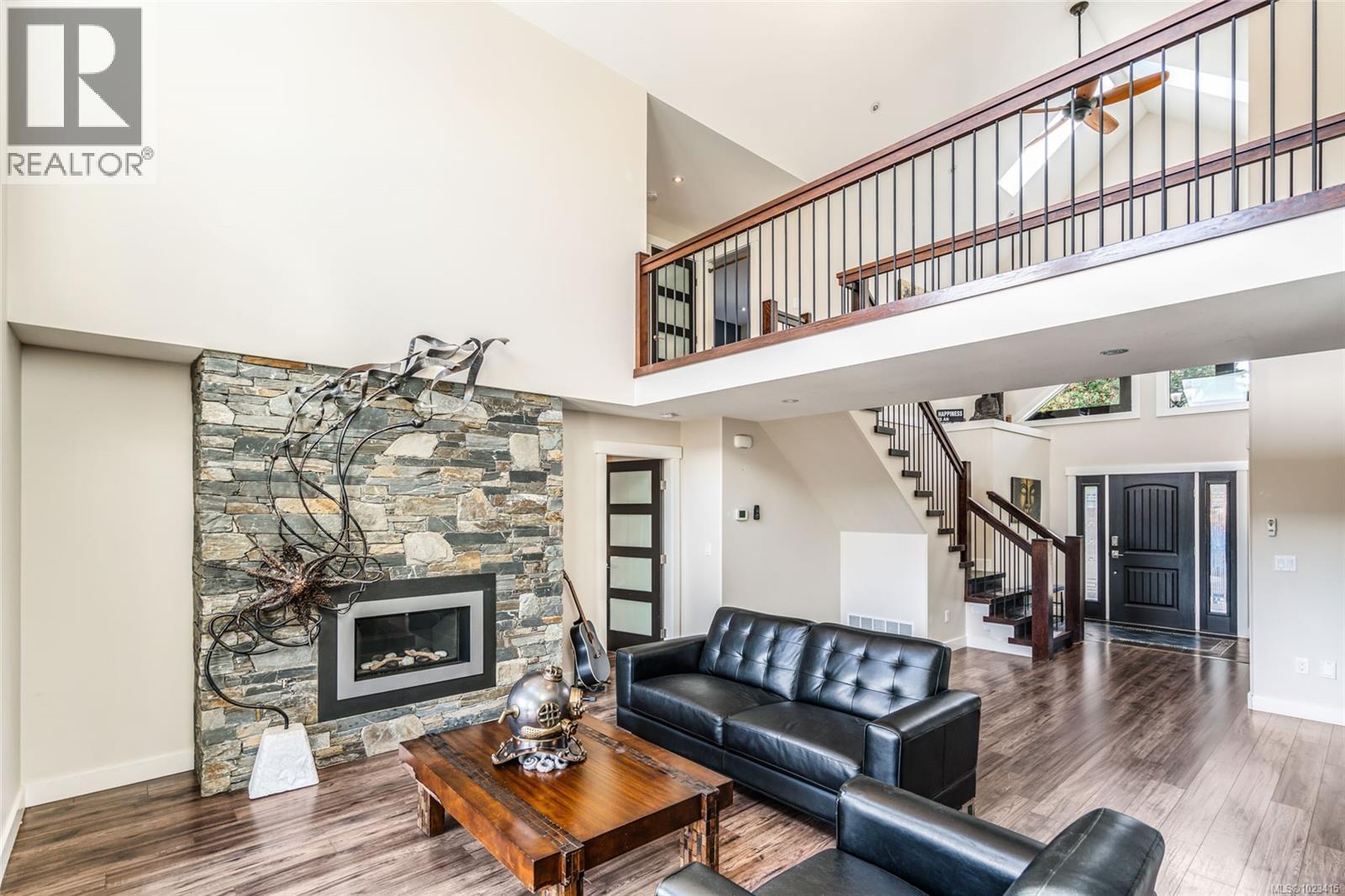 2466 Summerset Rd, Nanoose Bay