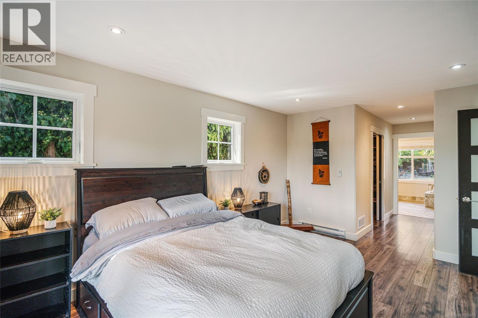 2466 Summerset Rd, Nanoose Bay