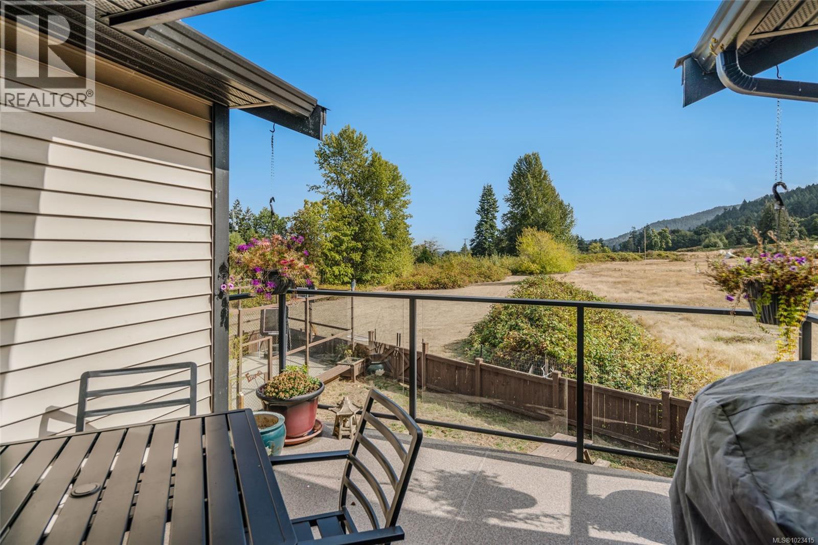 2466 Summerset Rd, Nanoose Bay