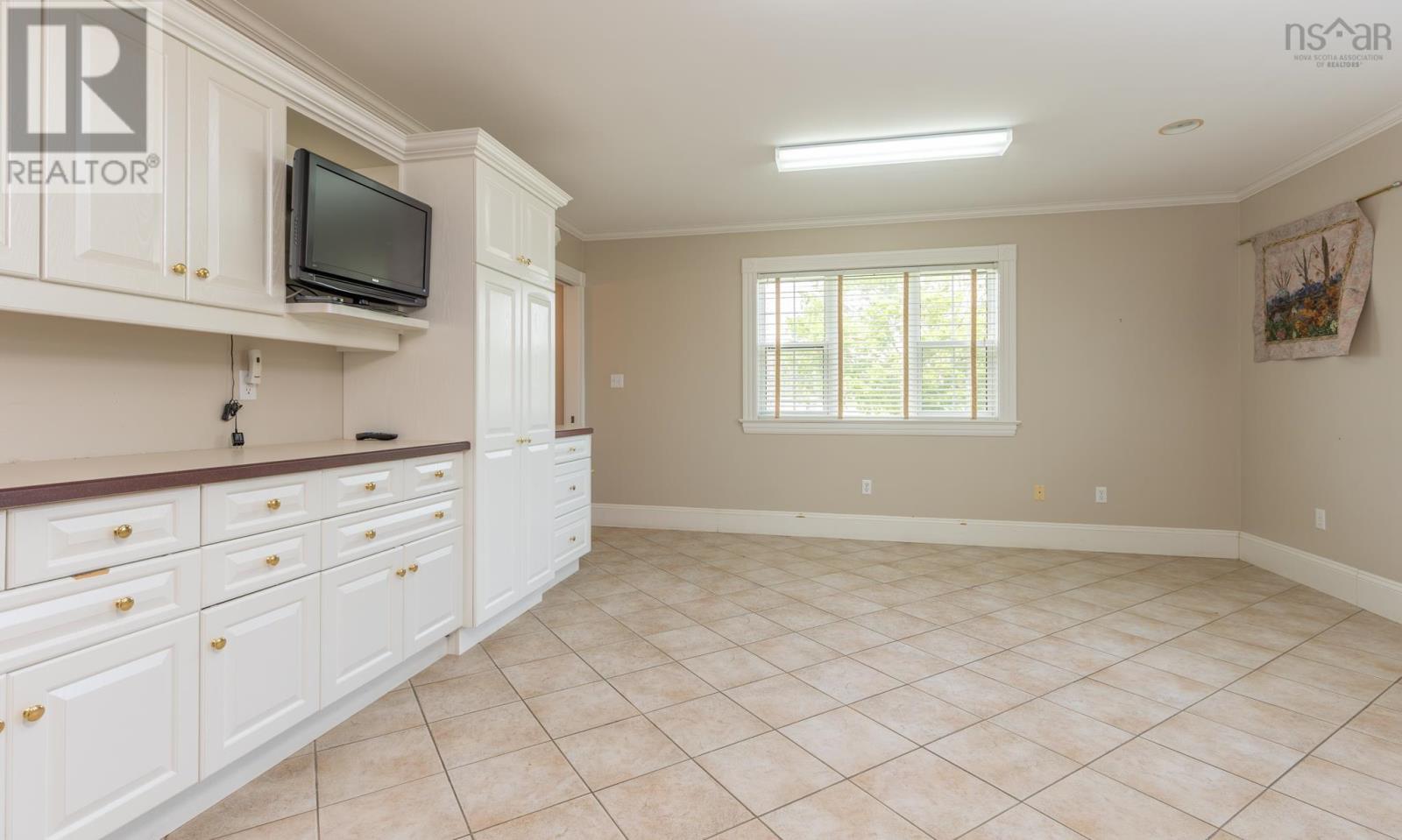 Property 22 of 35 of 1108 Highway 335