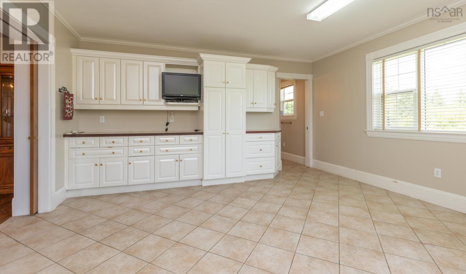 Property 23 of 35 of 1108 Highway 335