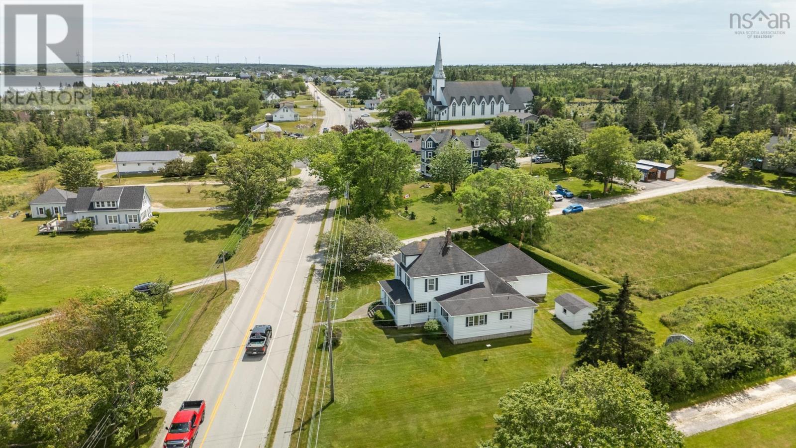 Property 8 of 35 of 1108 Highway 335