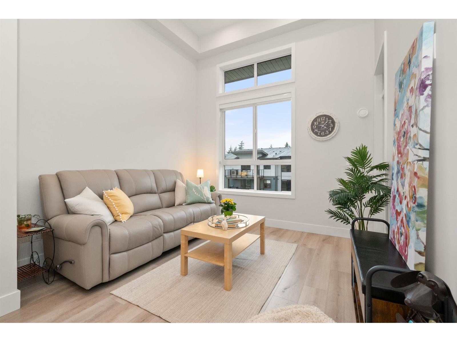 612 45505 CAMPUS DRIVE, Garrison Crossing, Chilliwack