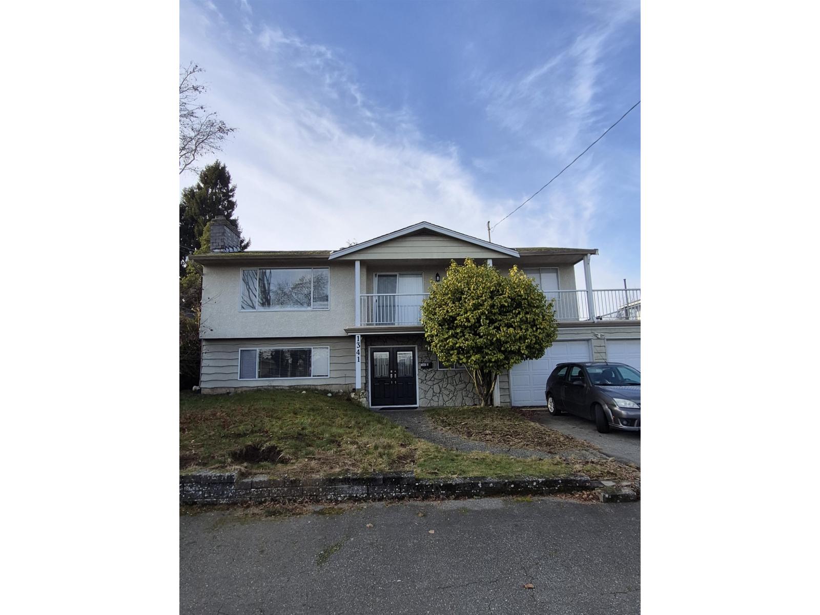 1341 PARKER STREET, White Rock