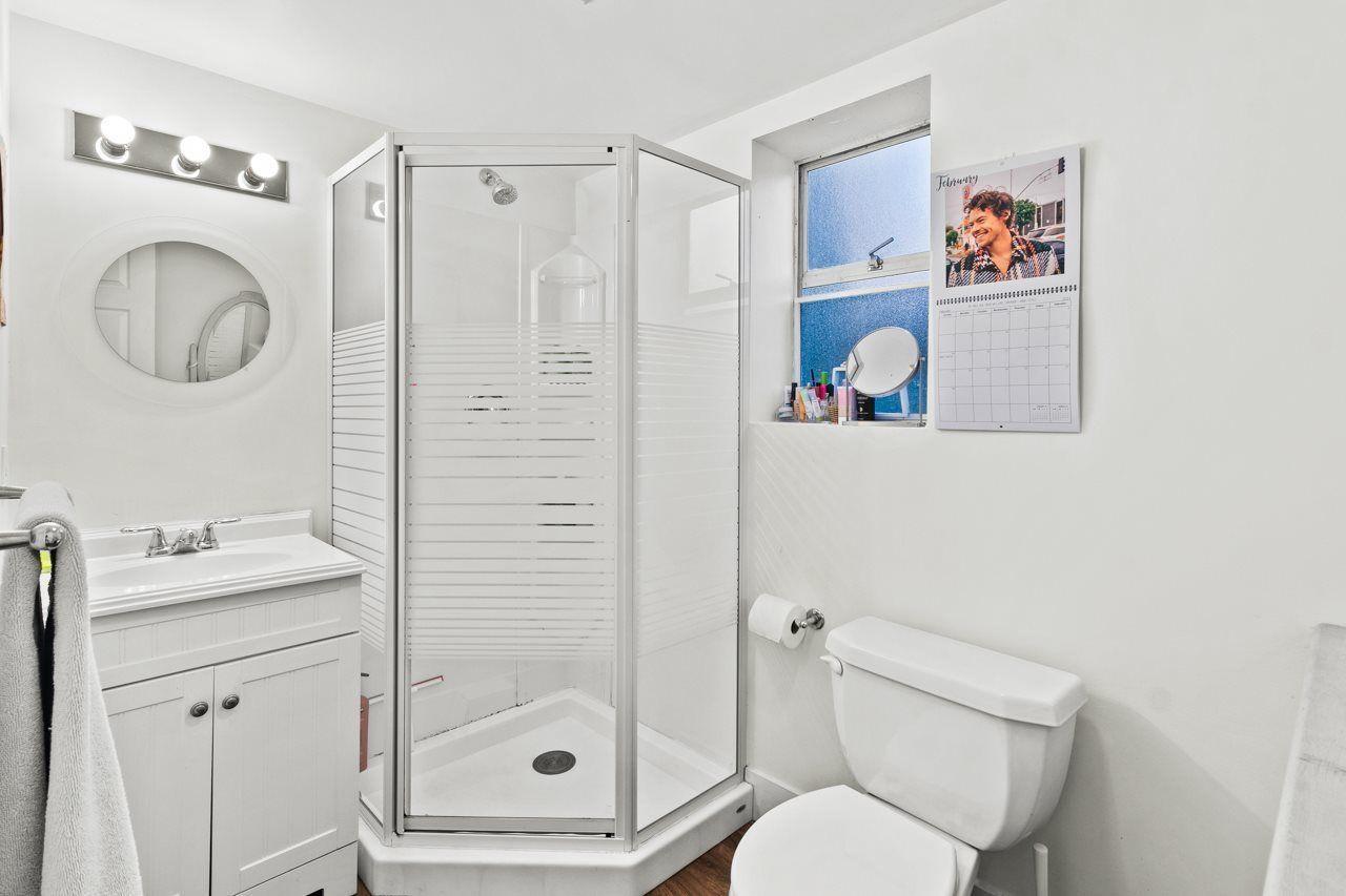 1341 PARKER STREET, White Rock