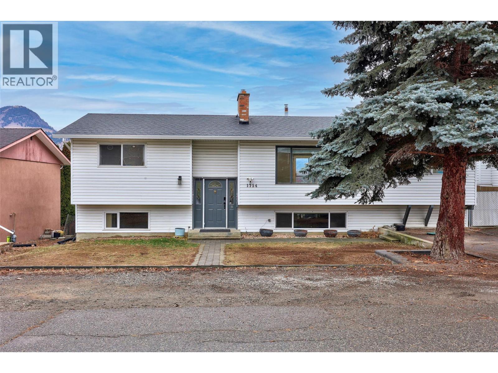 1754 SHERIDAN Drive - 1