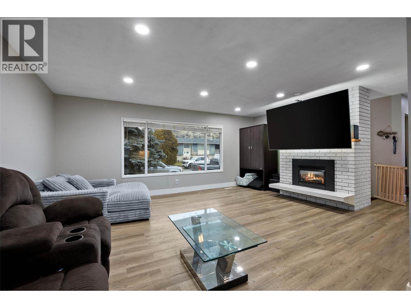 1754 SHERIDAN Drive, Kamloops