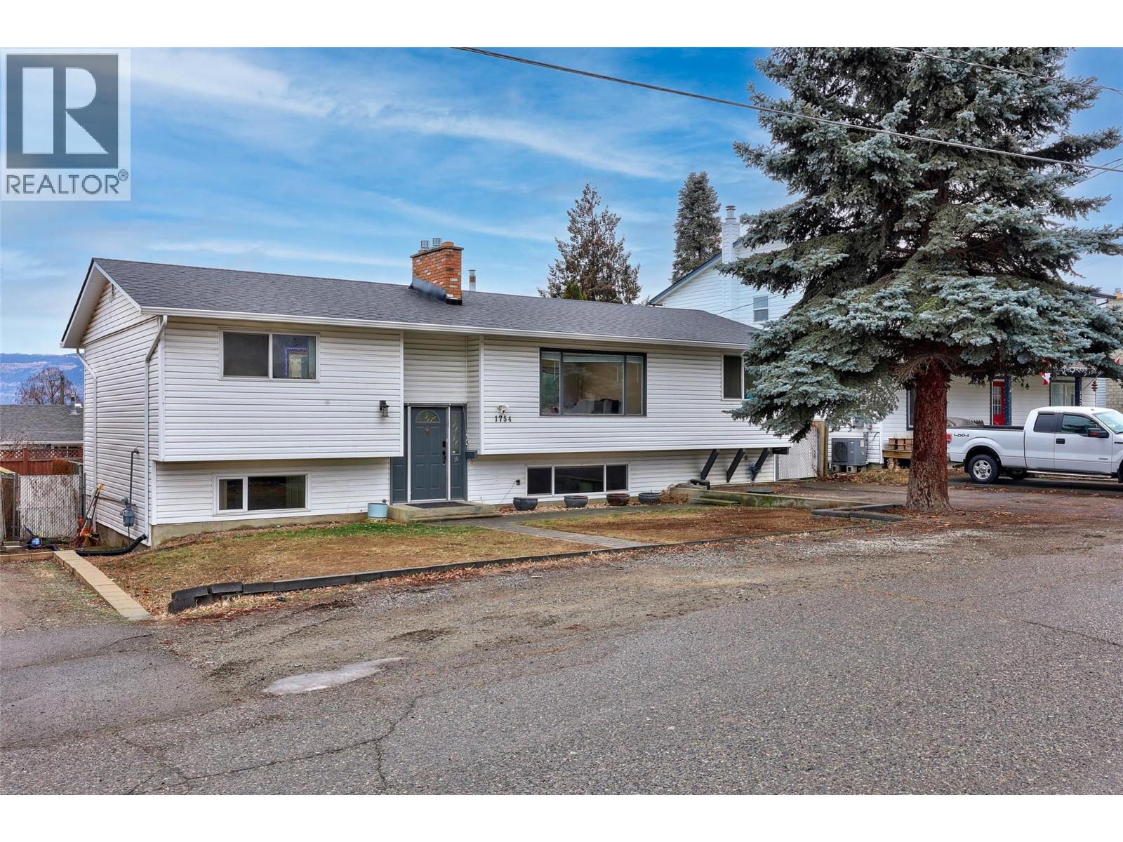 1754 SHERIDAN Drive, Kamloops