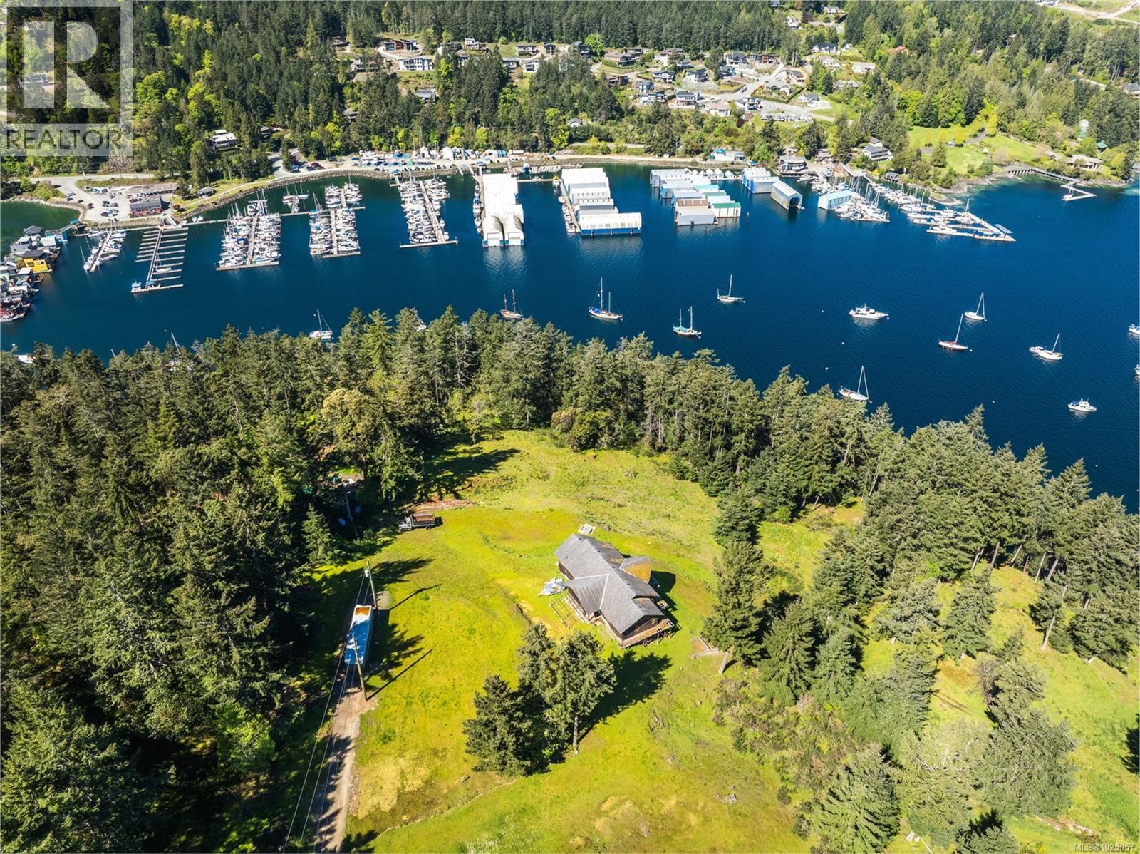 6748 Stoney Hill Rd, Duncan