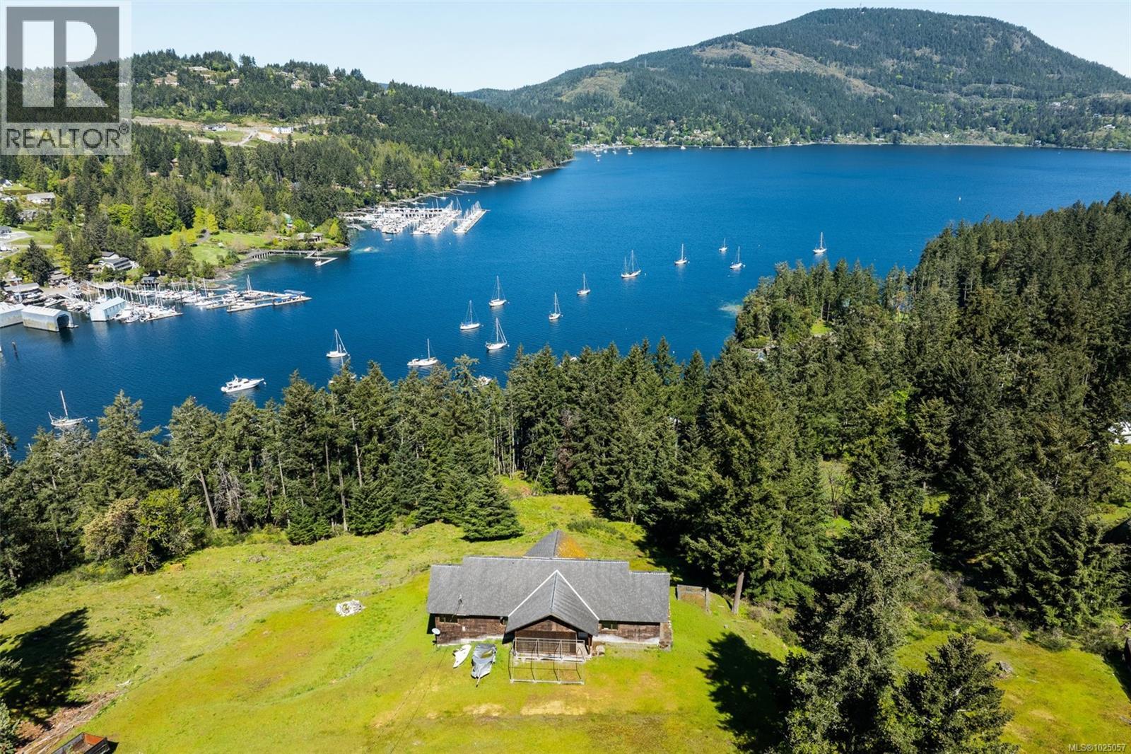 6748 Stoney Hill Rd, Duncan