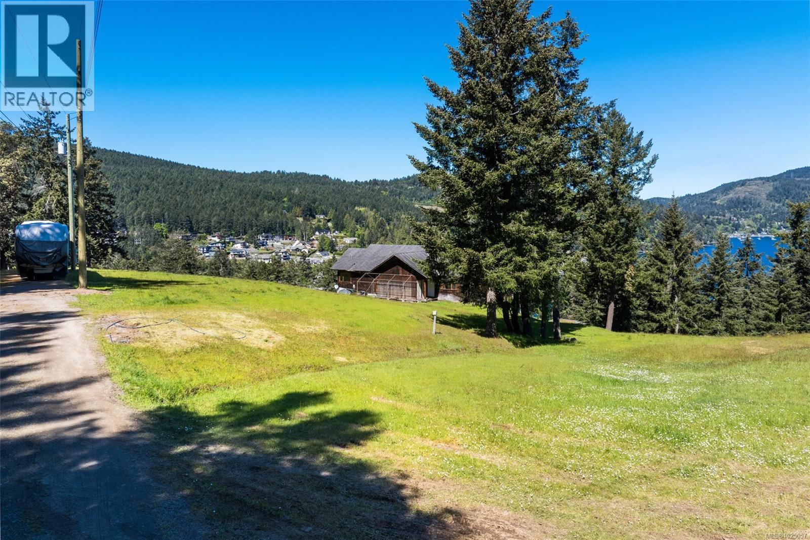 6748 Stoney Hill Rd, Duncan