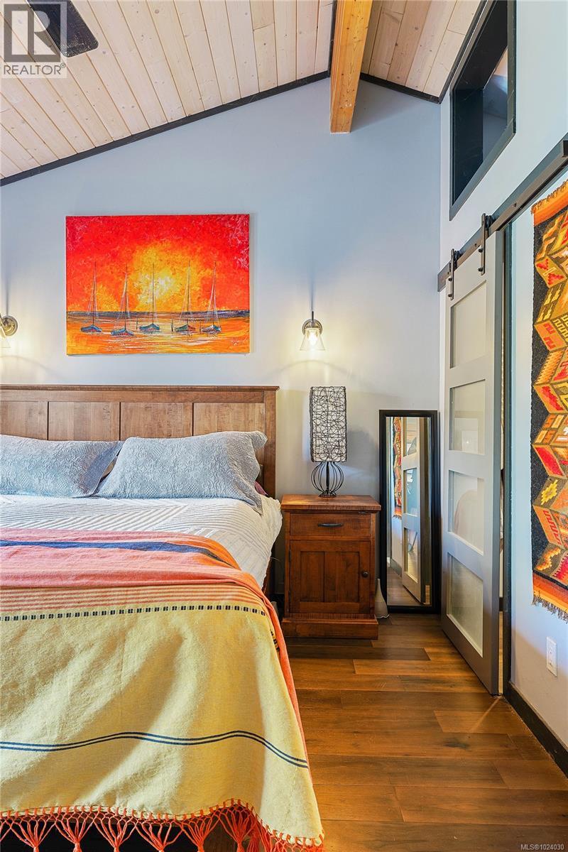  659 Wilks Road, Mayne Island