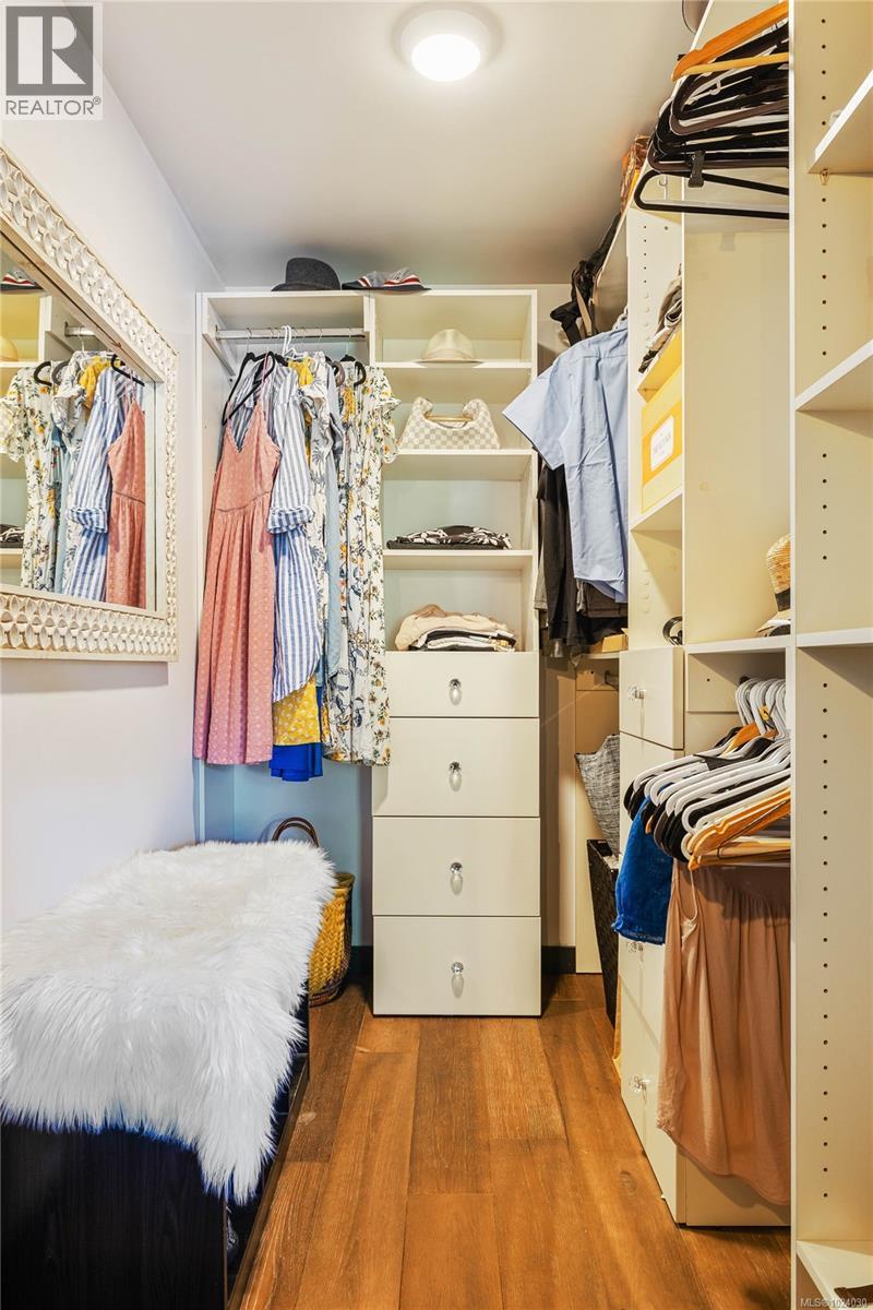  659 Wilks Road, Mayne Island