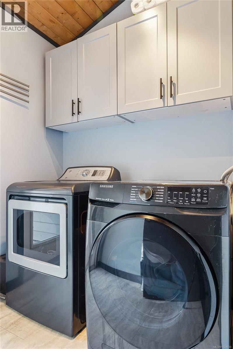  659 Wilks Road, Mayne Island