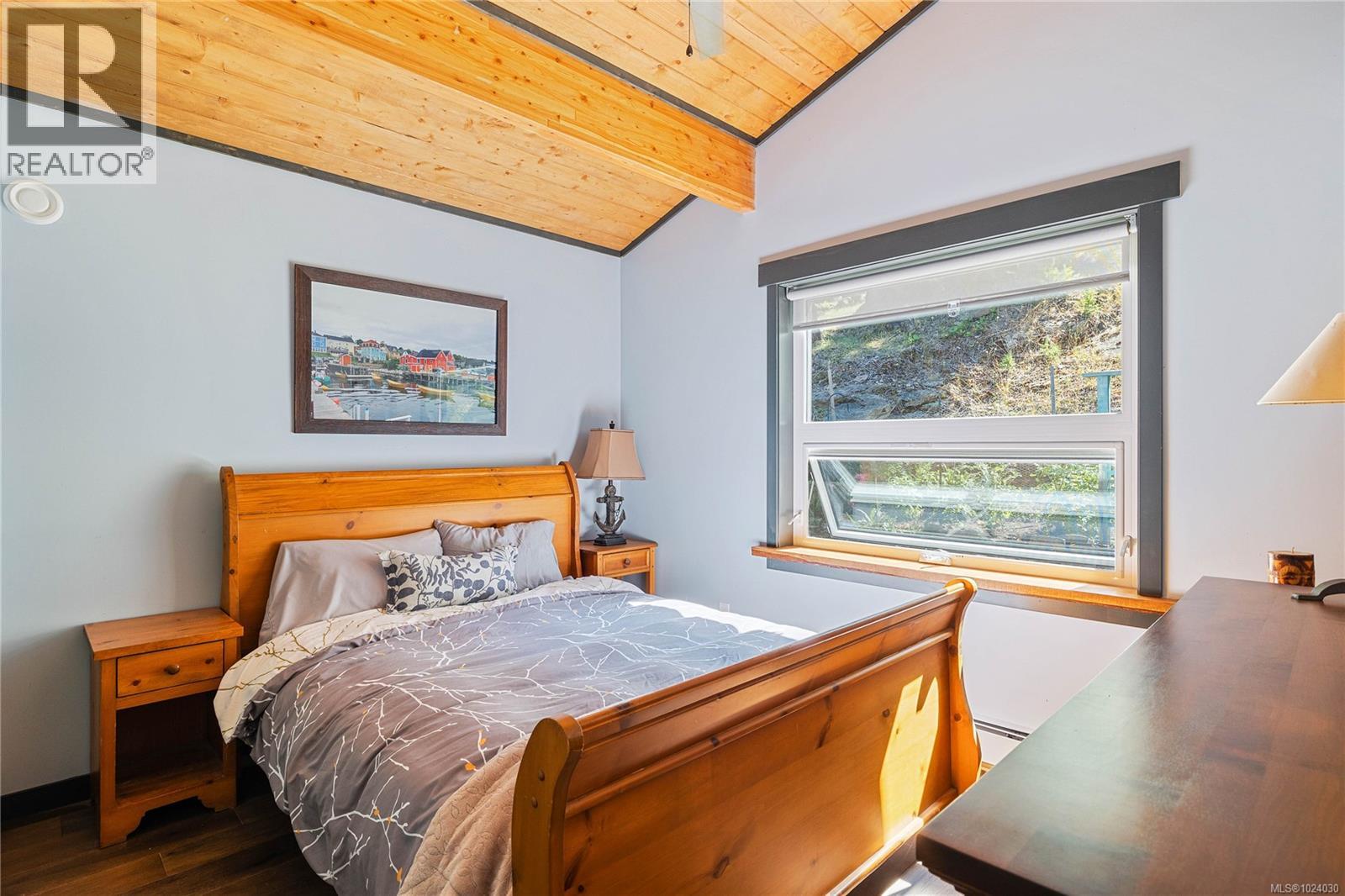  659 Wilks Road, Mayne Island