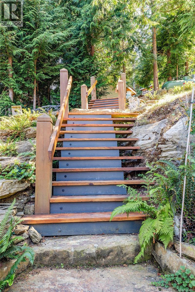  659 Wilks Road, Mayne Island