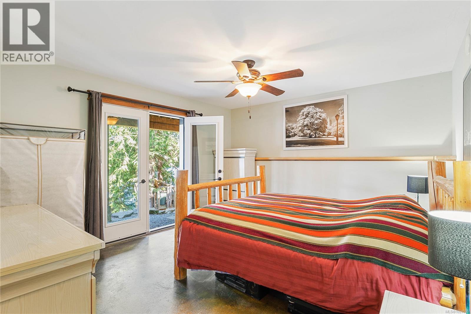  659 Wilks Road, Mayne Island