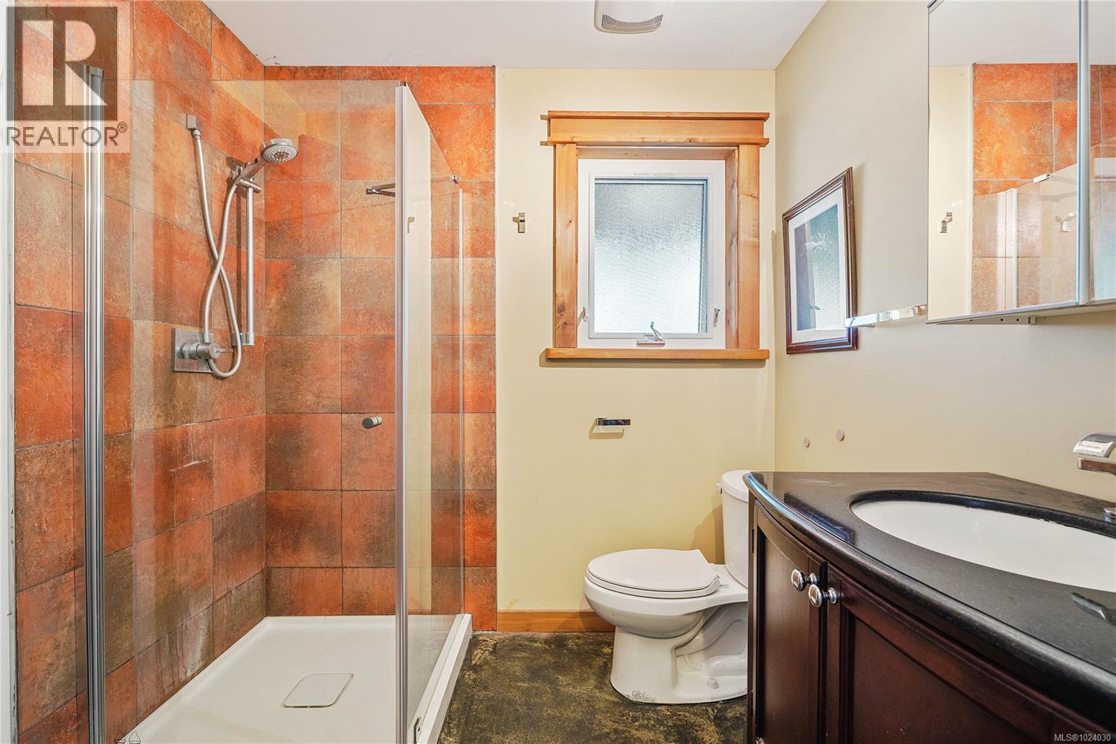  659 Wilks Road, Mayne Island