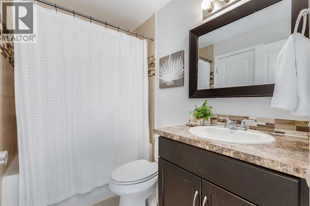 Single Family House for Sale in  Falton Drive NE Falconridge Calgary 