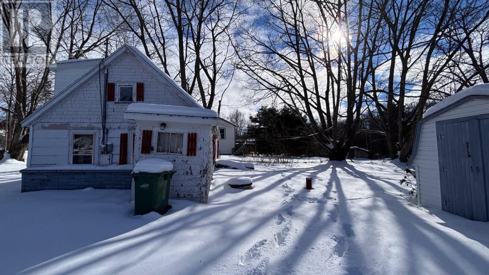 Property 10 of 12 of 1299 359 Highway