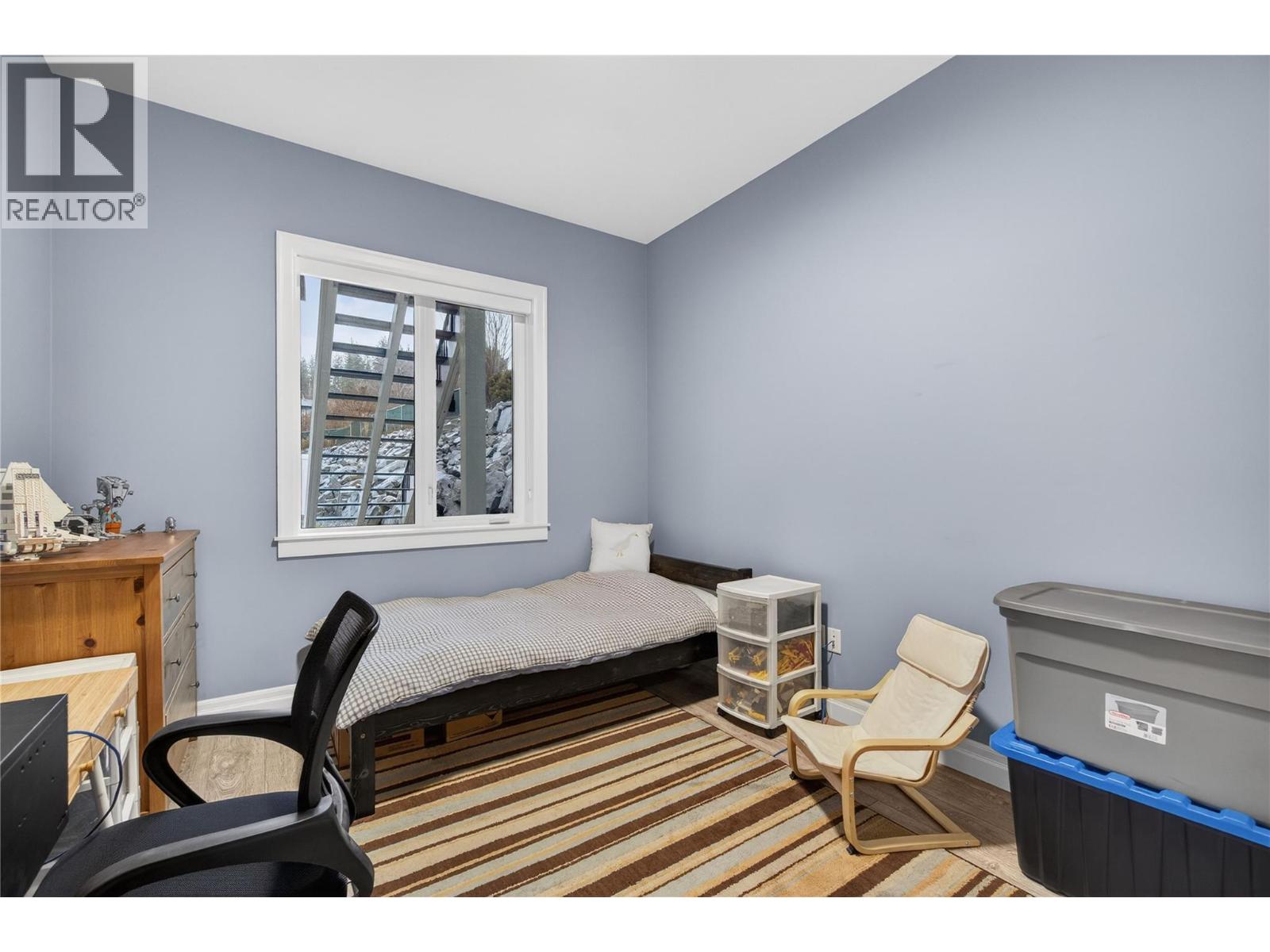  2281 24 Avenue Northeast, Salmon Arm