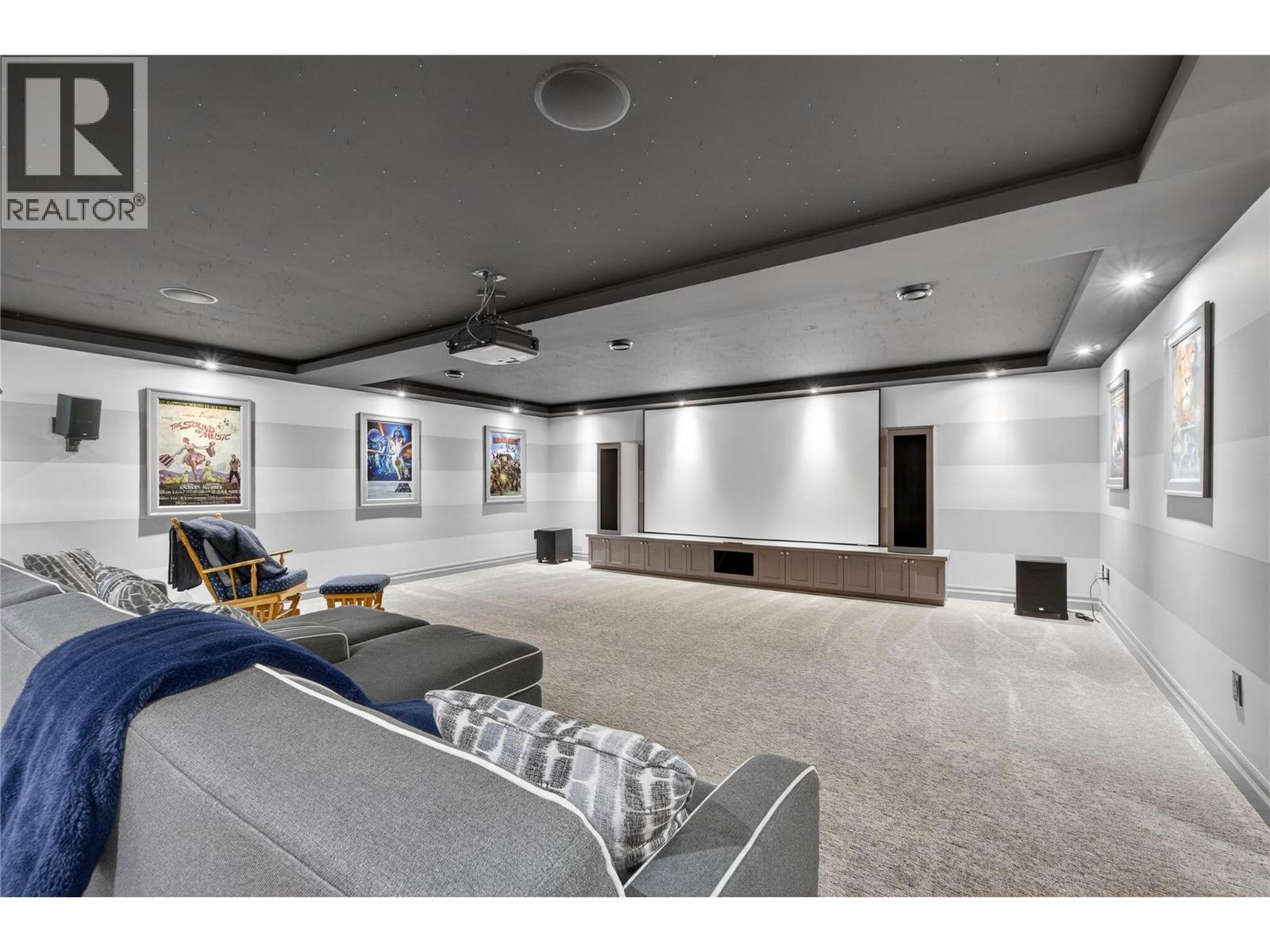  2281 24 Avenue Northeast, Salmon Arm