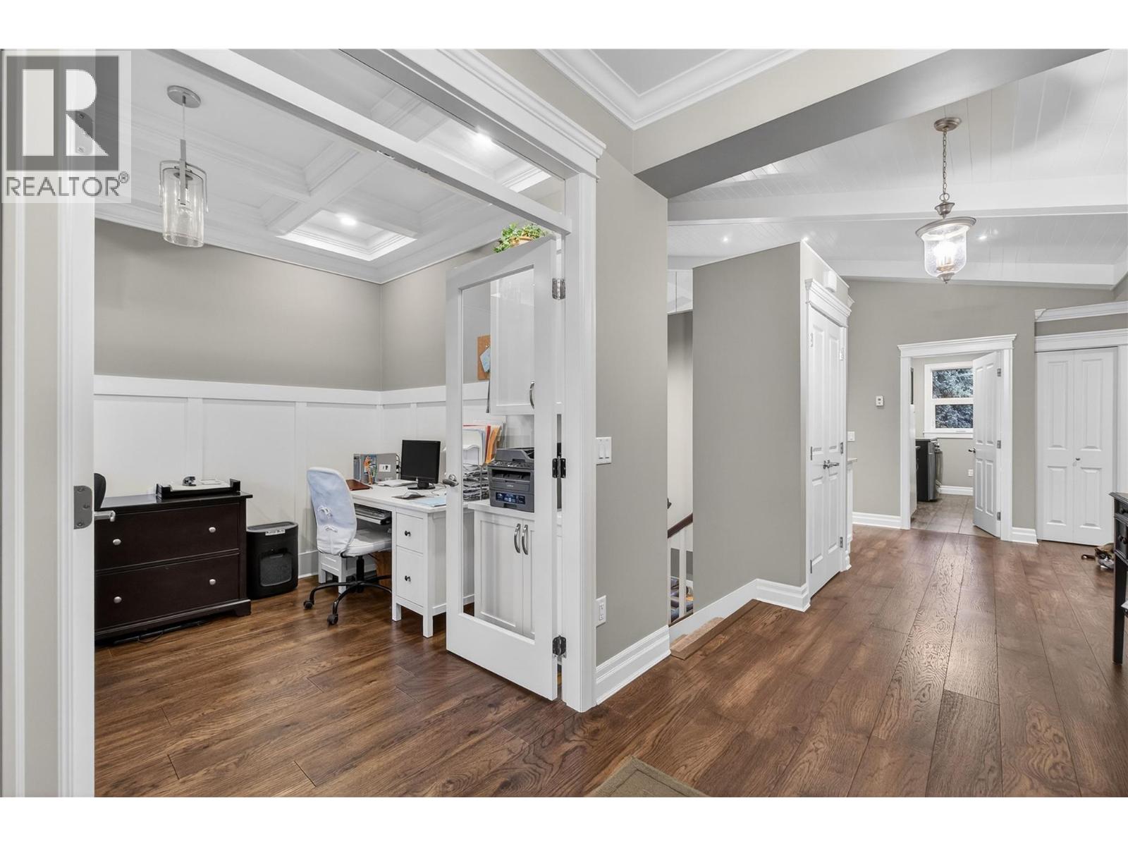  2281 24 Avenue Northeast, Salmon Arm