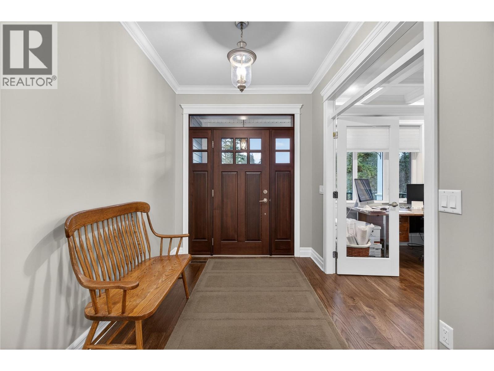 2281 24 Avenue NE - 22